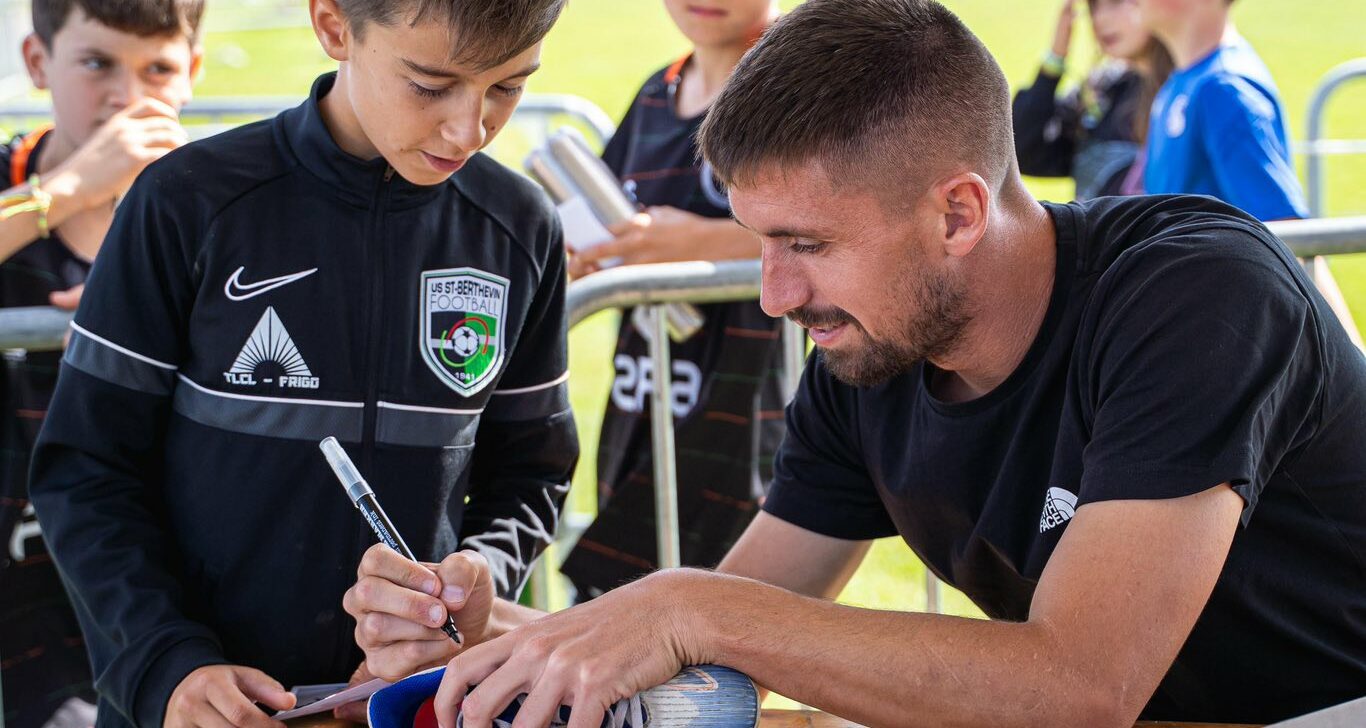 545274177_1244863260777787_1146391020117468045_n